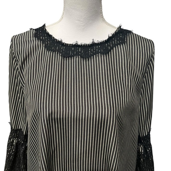 THML Blouse Womens Medium Black White Strip Lace 3/4 Sleeve Velvet Back Tie - Picture 13 of 16